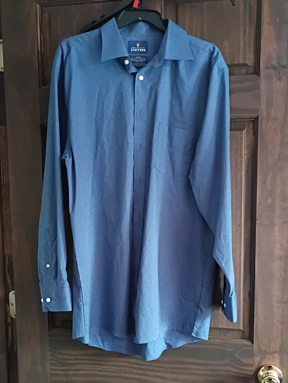 Stafford Men's Navy Blue Long-Sleeve Dress Shirt